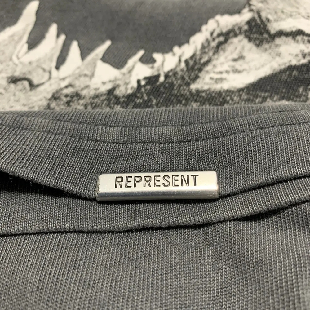 Represent Clo T-Shirt - Picture 8 of 10